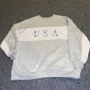 H&M Divided USA sweatshirt SZ M